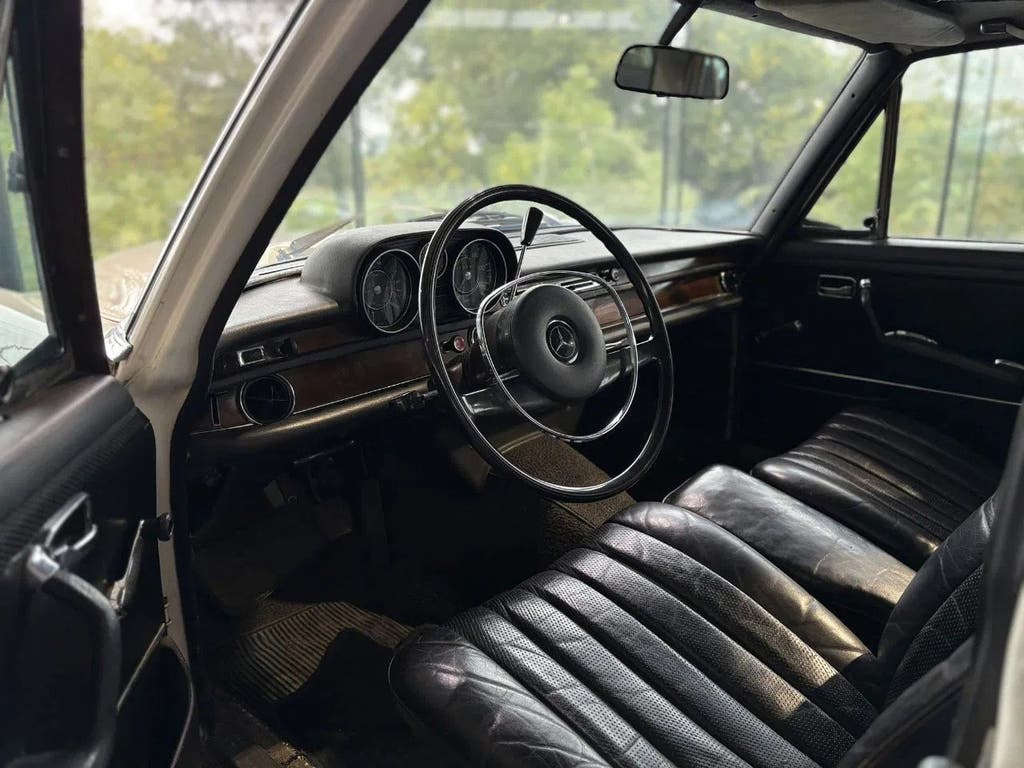 Mercedes-Benz 280SE *OldTimer*Automaat*LerenZetels*Schuifdak, foto 2