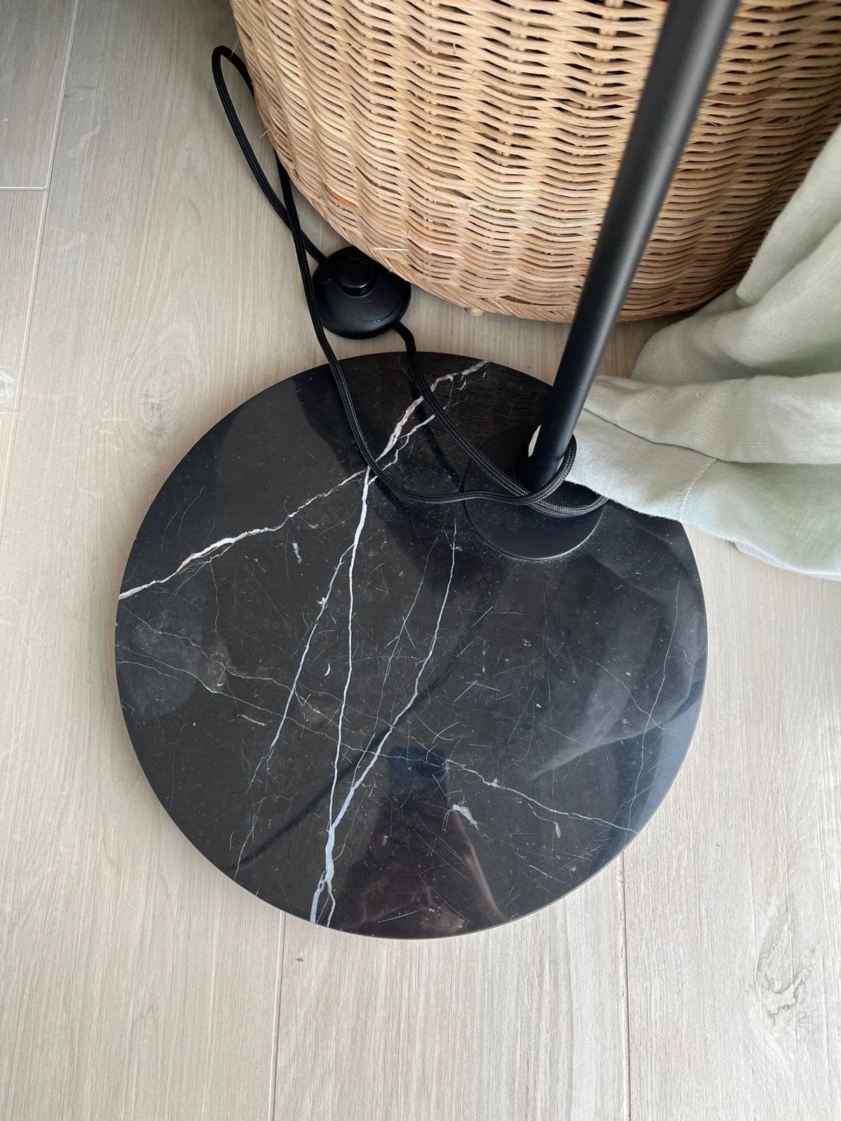 Staanlamp Furnified, Ophalen, Zo goed als nieuw, Natuurlijk materiaal, E27 (groot)