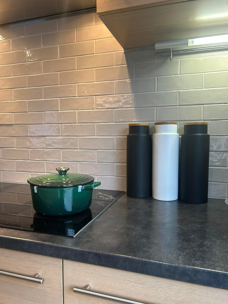 Minimalistische potten van Serax, Huis en Inrichting, Keuken | Keukenbenodigdheden, Zo goed als nieuw, Voorraadpot, Steen/keramiek