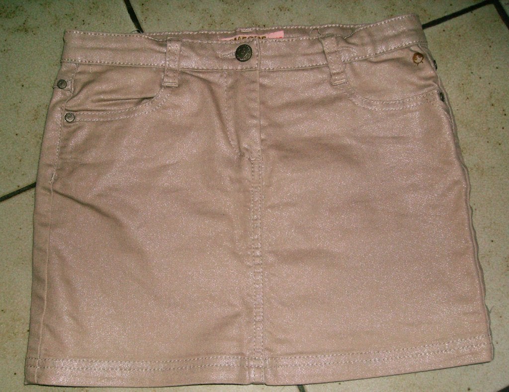 zalm kleurig goud jurkje mt 134, Kinderen en Baby's, Kinderkleding | Maat 134, Ophalen of Verzenden, Gebruikt, Meisje, Jurk of Rok