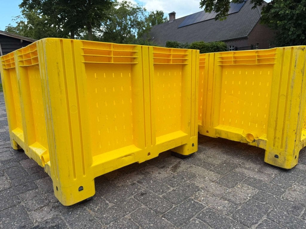 Gele geperforeerde palletbox, hooibak, slowfeeder, kunststof, Niet ingevuld, Niet ingevuld, Niet ingevuld