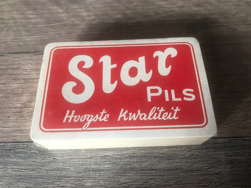 Boek speelkaarten brouwerij star pils uit gistel, Verzamelen, Ophalen of Verzenden, Nieuw, Speelkaart(en)