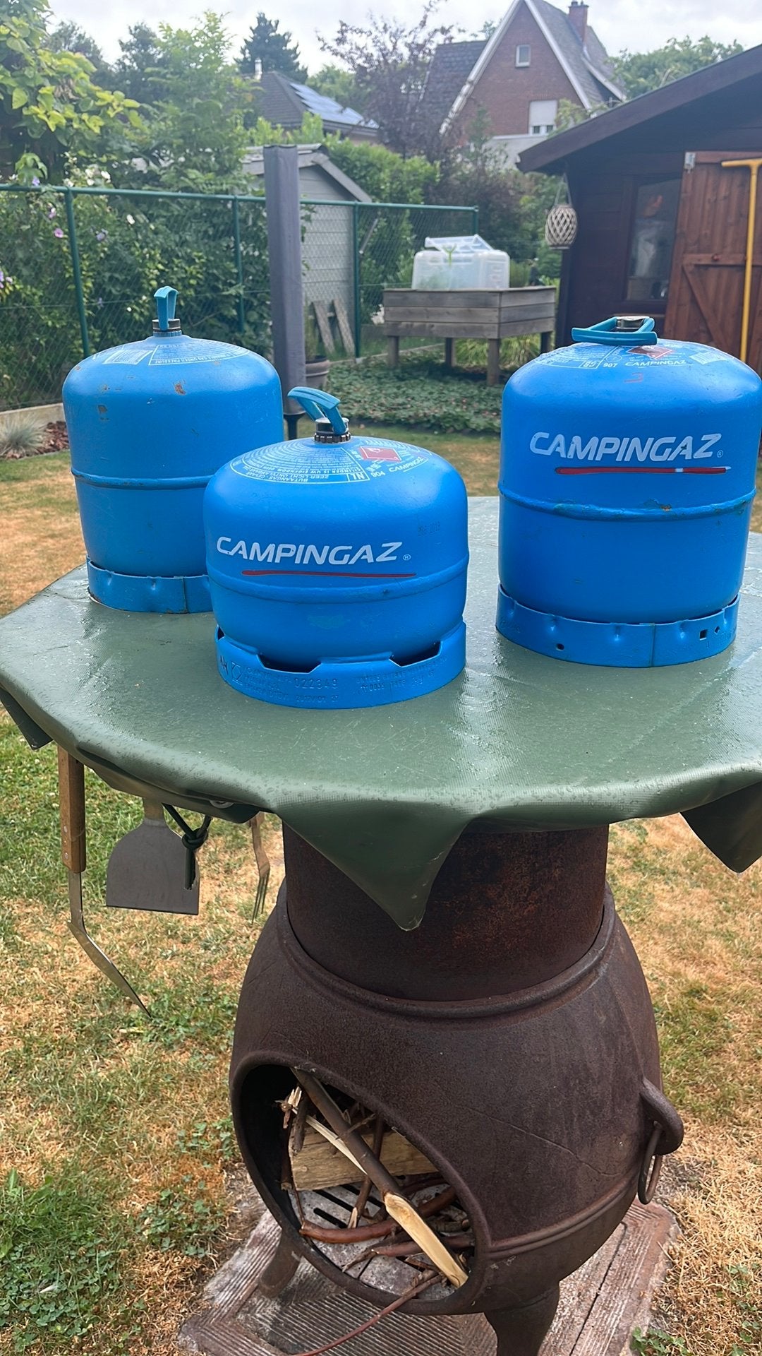 CAMPINGAZ 907 et 904, Caravanes & Camping, Accessoires de camping, Enlèvement, Comme neuf