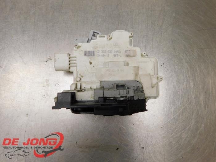 Deurslot Mechaniek 4Deurs links-voor van een Volkswagen Pass, Gebruikt, -, Volkswagen, -