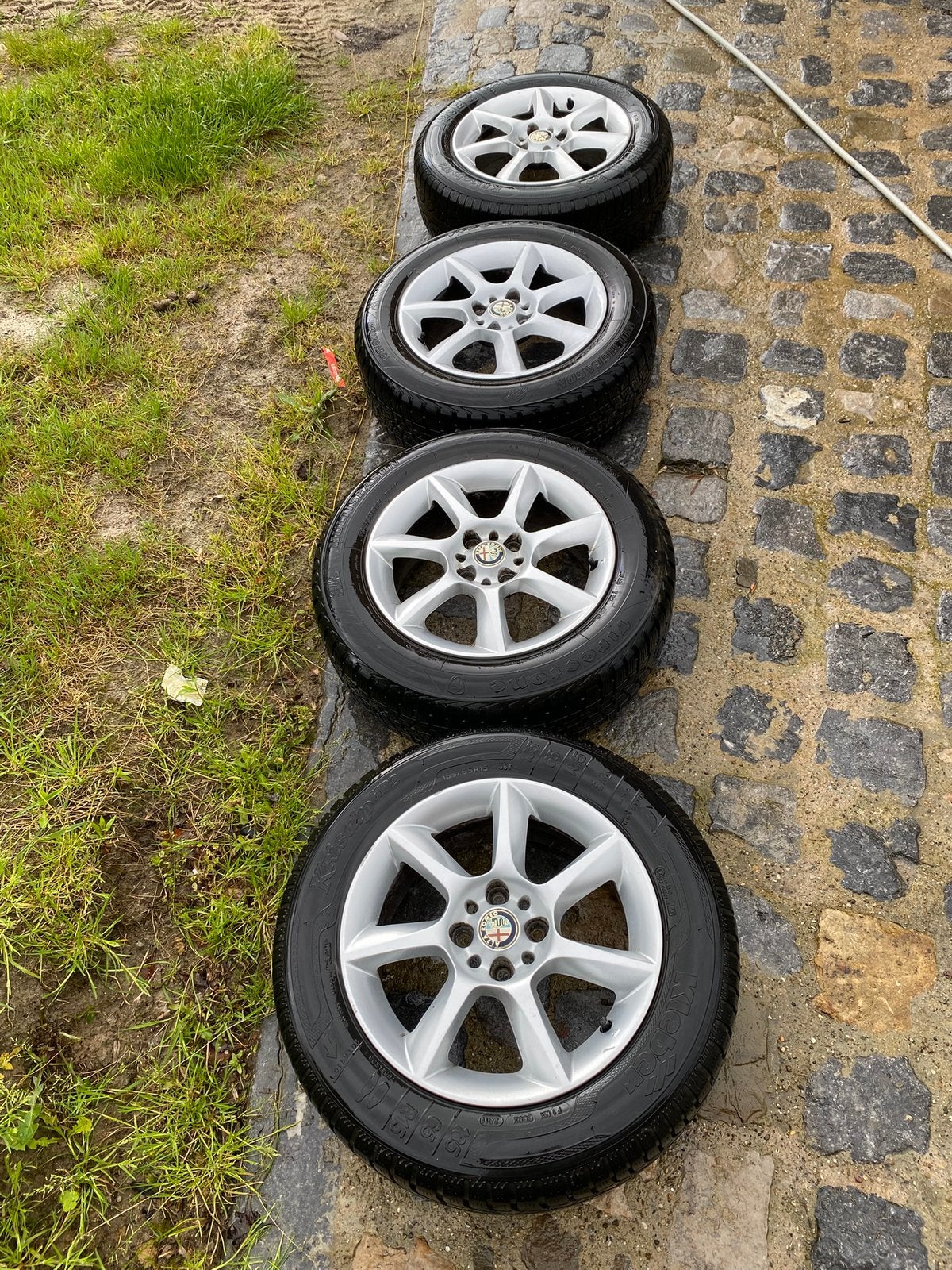 Jantes 15 pouces alfa romeo avec pneus hiver, Autos : Pièces & Accessoires, 15 pouces, Pneus hiver, Pneu(s), Enlèvement