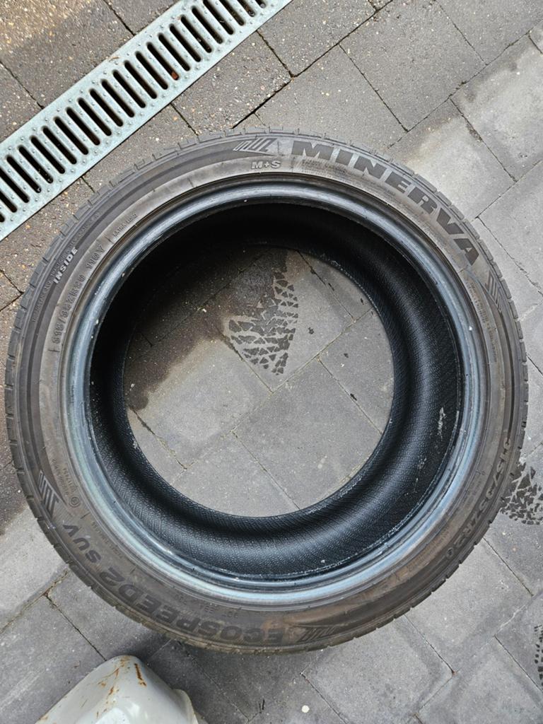 2x 315/35R20 110Y minerva banden met bijna 6mm profiel, Auto-onderdelen, Banden en Velgen, Ophalen, Band(en)
