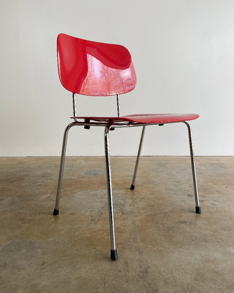 2x Ahrend FKS Revolt stoel rood design Friso Kramer, Antiek en Kunst, Ophalen