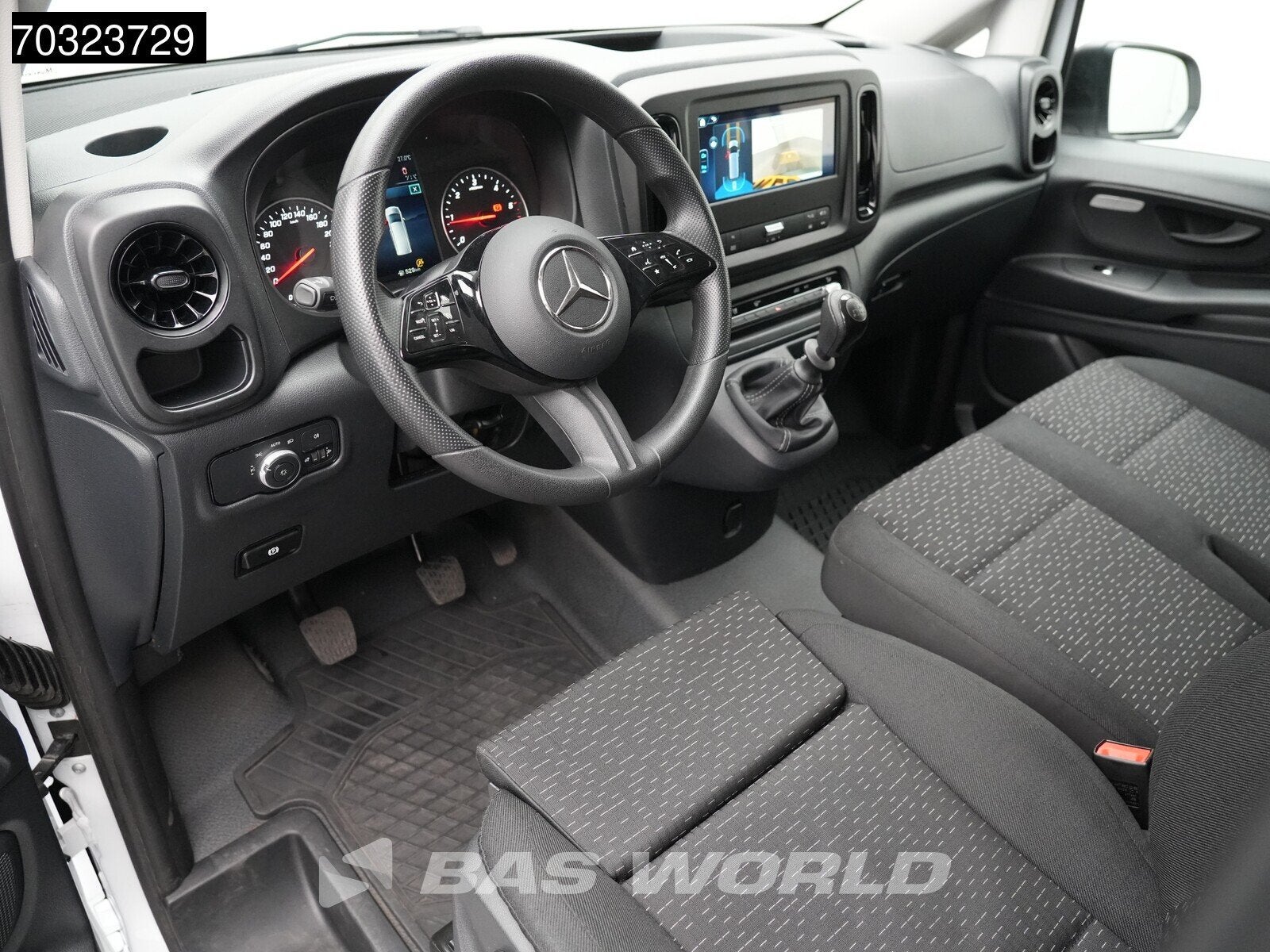 Mercedes Vito 116 L2H1 Nwe model Navi Airco Cruise Parkensen, Stof, Gebruikt, Euro 6, 4 cilinders