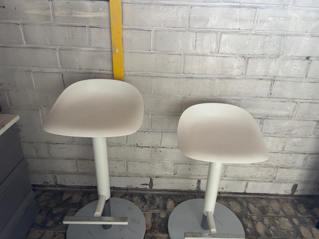 2 barstoelen Ikea, Huis en Inrichting, Barkrukken, Ophalen, Zo goed als nieuw
