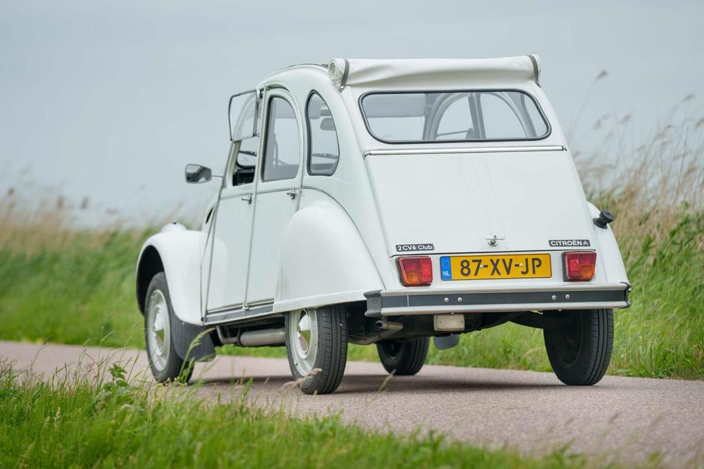 Citroën 2CV 6 Club, Achat, 4 portes, Boîte manuelle, Berline