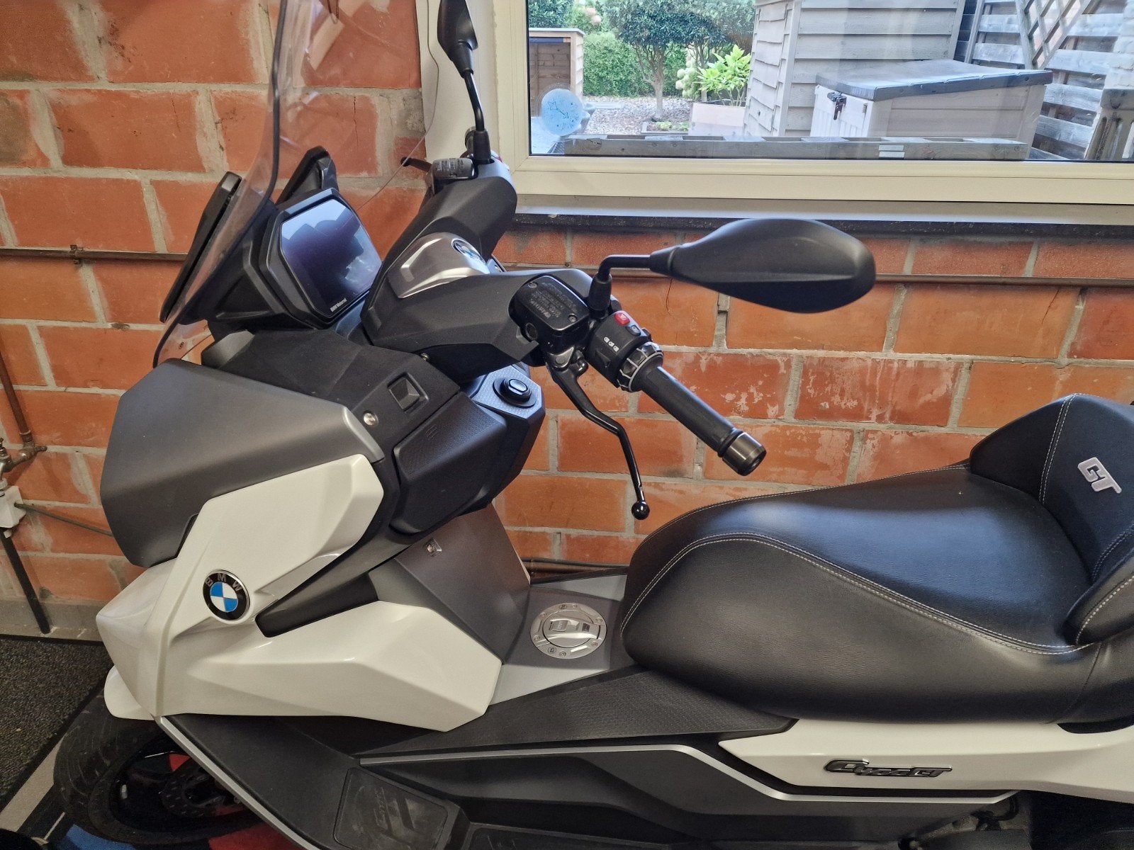 Motoscooter BMWGT C 400, Fietsen en Brommers, Ophalen, Zo goed als nieuw, Zadel, Overige merken
