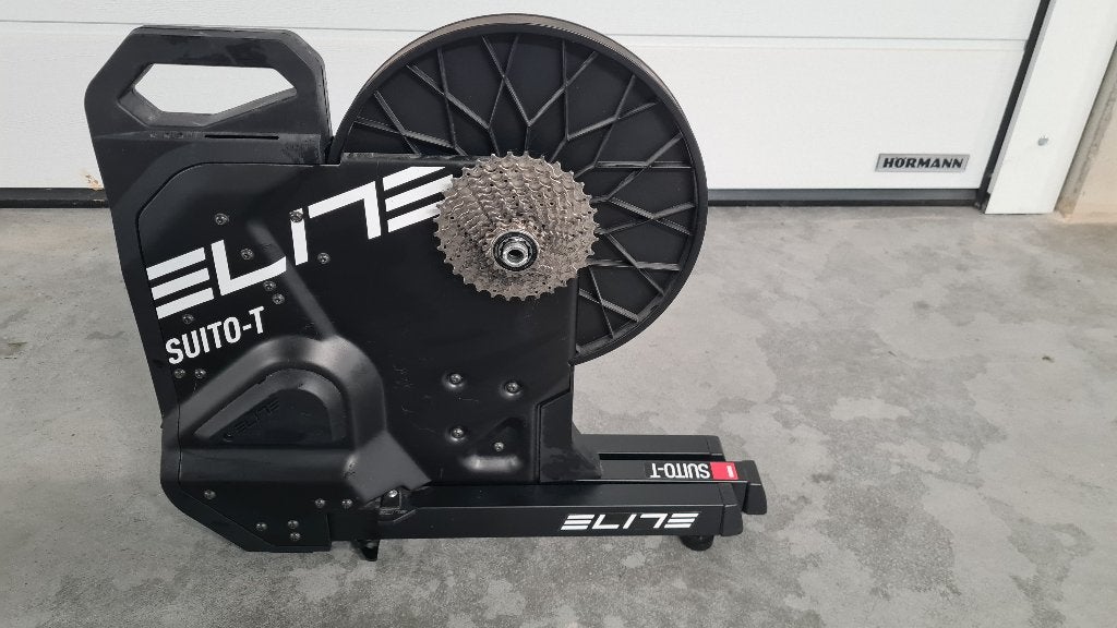 Elite Suito-T  smart fietstrainer+Shimano 10 speed cassette, Ophalen, Zo goed als nieuw, Overig gereedschap
