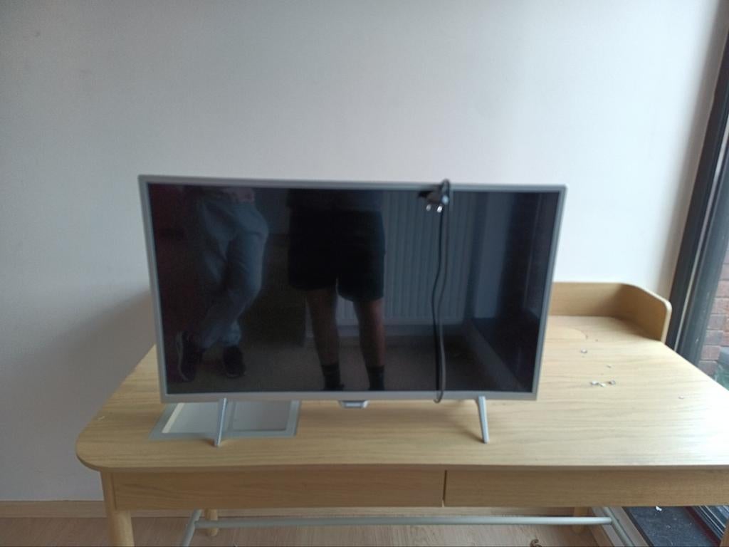 Philips 32PFS6402 - Ambilight TV, Philips, 50 Hz, Comme neuf, Enlèvement