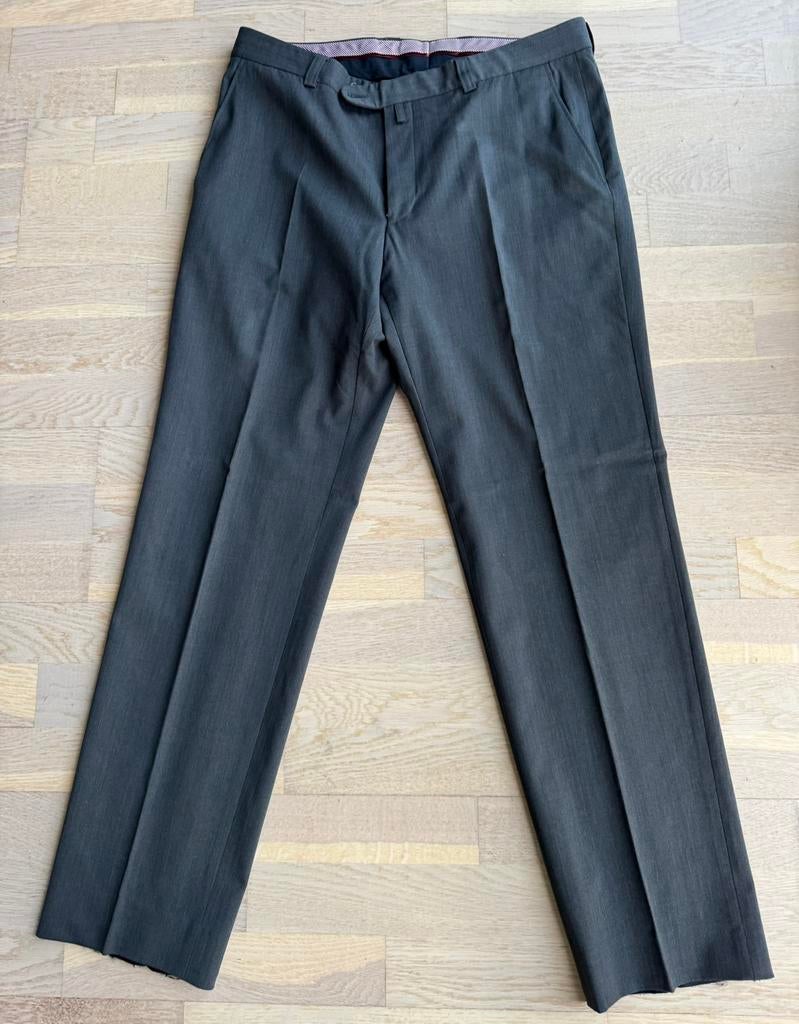 Geklede herenbroek donkergrijs Saint Hilaire, Ophalen of Verzenden, Gedragen, Maat 48/50 (M), Grijs