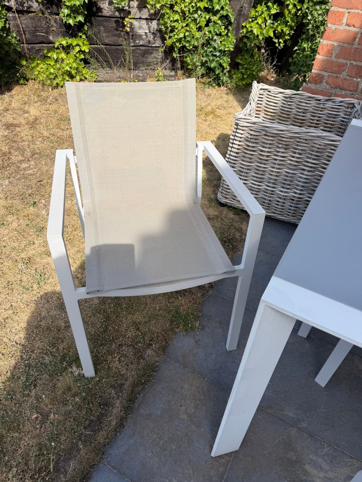 Table de jardin plus chaise, Jardin & Terrasse, Enlèvement, Comme neuf