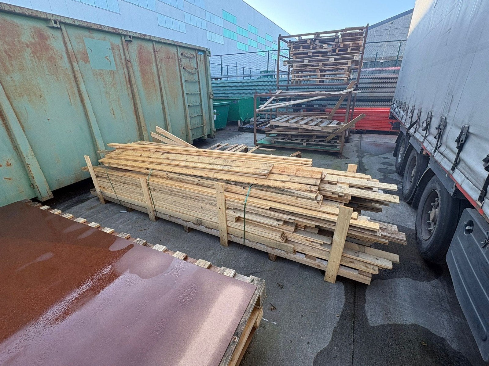 Pallet met houten planken diverse afmetingen, Ophalen, Pallet