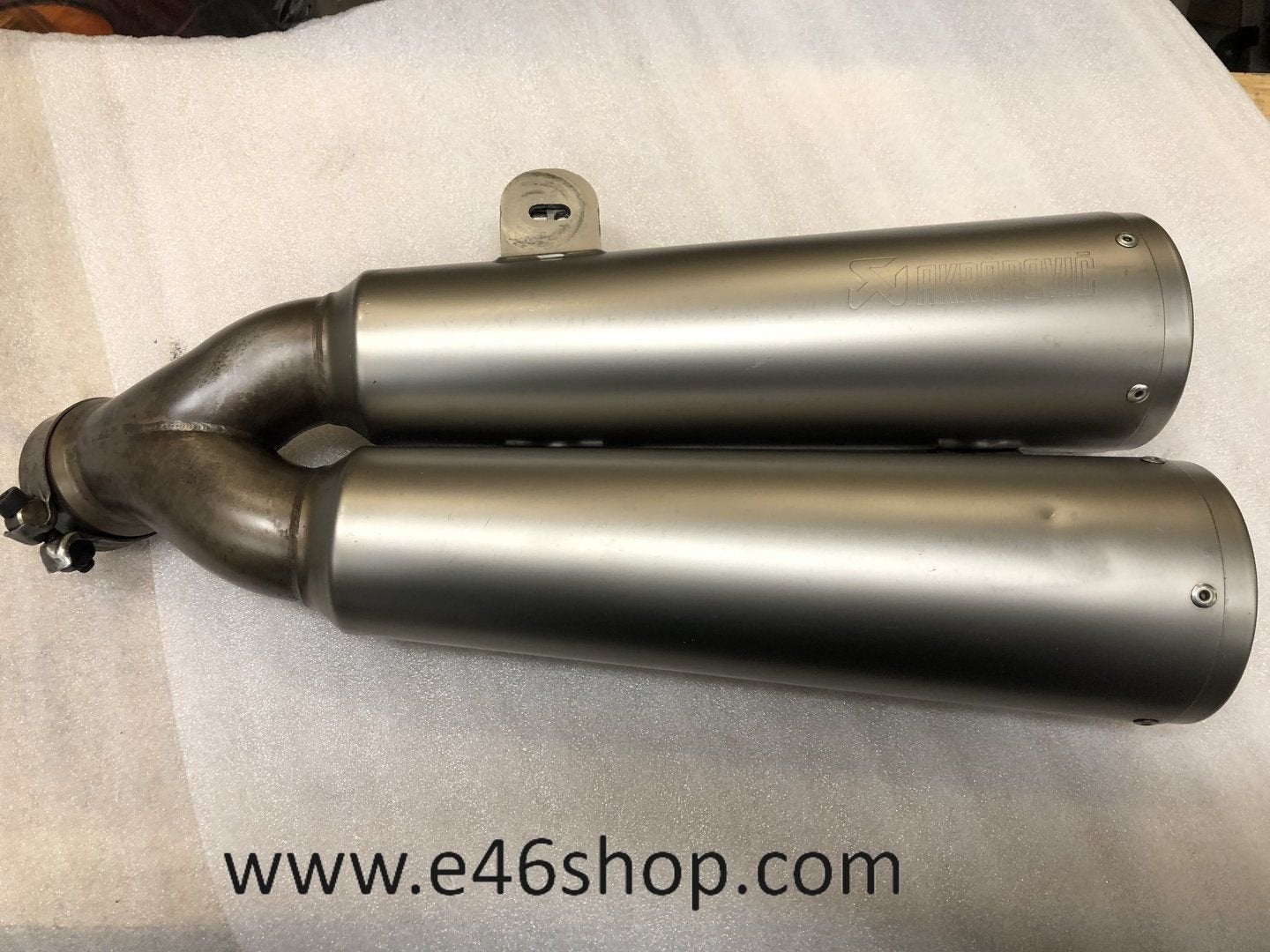 BMW NINE-T K21 2013 TM 2016 AKRAPOVIC DEMPER OE 18518544817, Motos, Pièces | BMW, Utilisé, Enlèvement ou Envoi