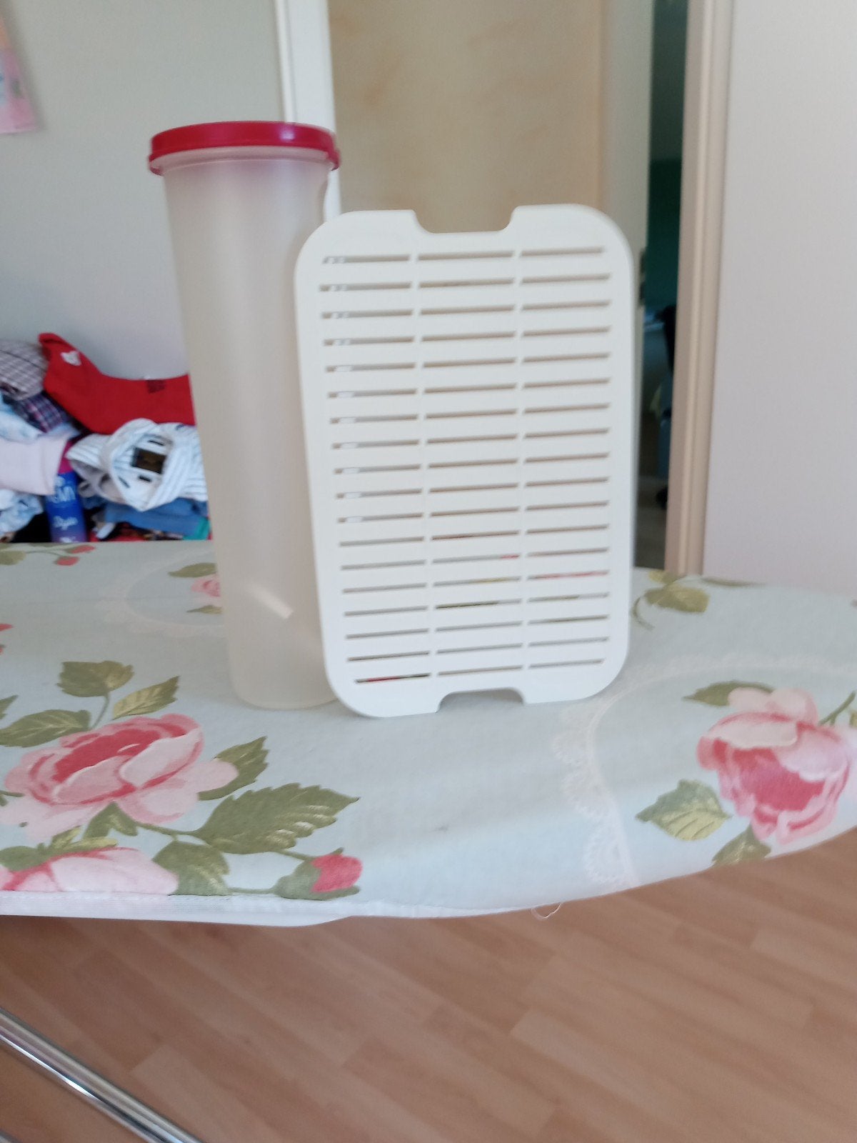 Set tupperware pot, afdruiprek 4 borden en, Huis en Inrichting, Met deksel, Overige kleuren, Overige typen, Ophalen of Verzenden