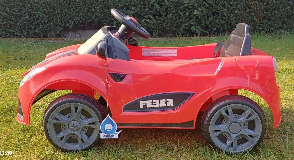 rode elektrische kinderauto (6V) voor de kleine automonteur, Enlèvement, Utilisé