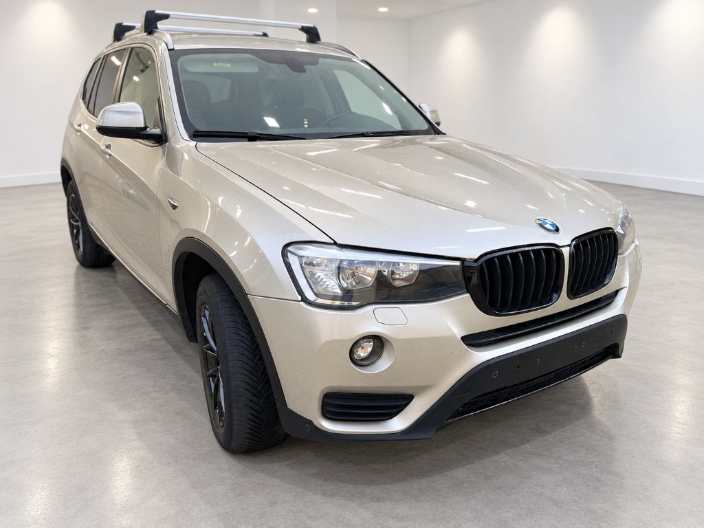 BMW X3 sDrive18d Automaat 2017 178.000 km Apple car Trekhaak, Autos, Argent ou Gris, Achat, 110 kW, Noir