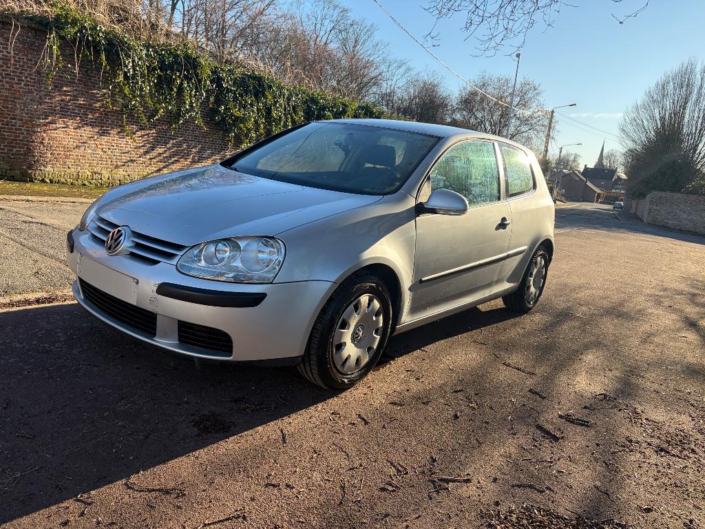 Vw golf 5 essence euro 4 faible km, Auto's, Volkswagen, Bedrijf, Golf, Euro 4, Te koop