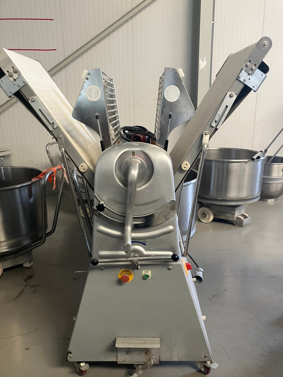 Bakkerijwalserij, Ophalen, Zo goed als nieuw