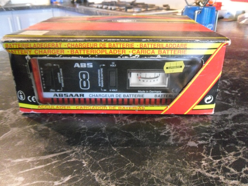 chargeur de batterie Absaar 8A 6/12V, Autos : Pièces & Accessoires, Utilisé