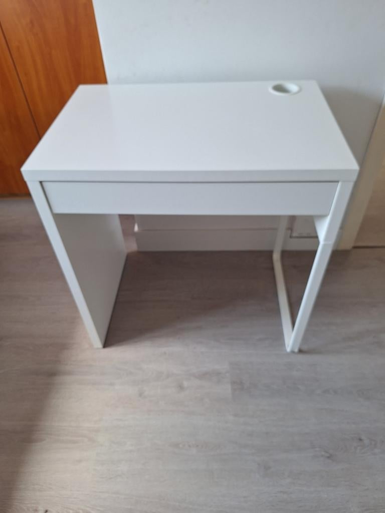 Bureau wit Ikea, Ophalen, Zo goed als nieuw, IKEA, Wit
