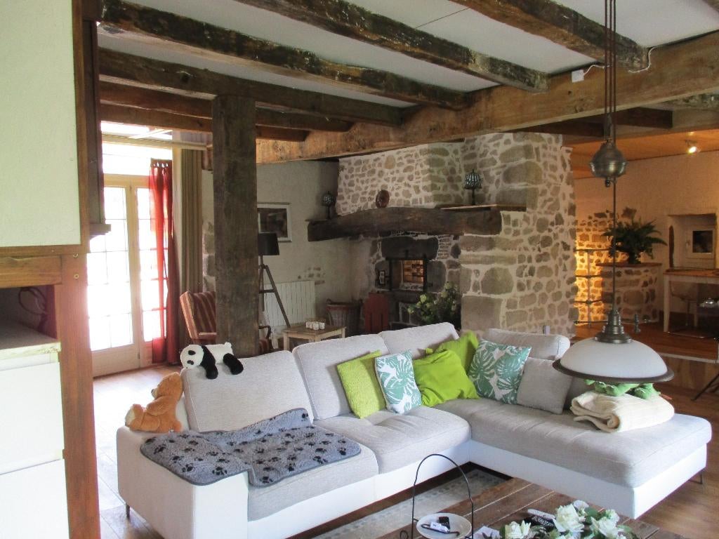 Maison familiale confortable à Sauviat, Auvergne, Immo, 6 pièces, Maison d'habitation, 153 m², Ventes sans courtier
