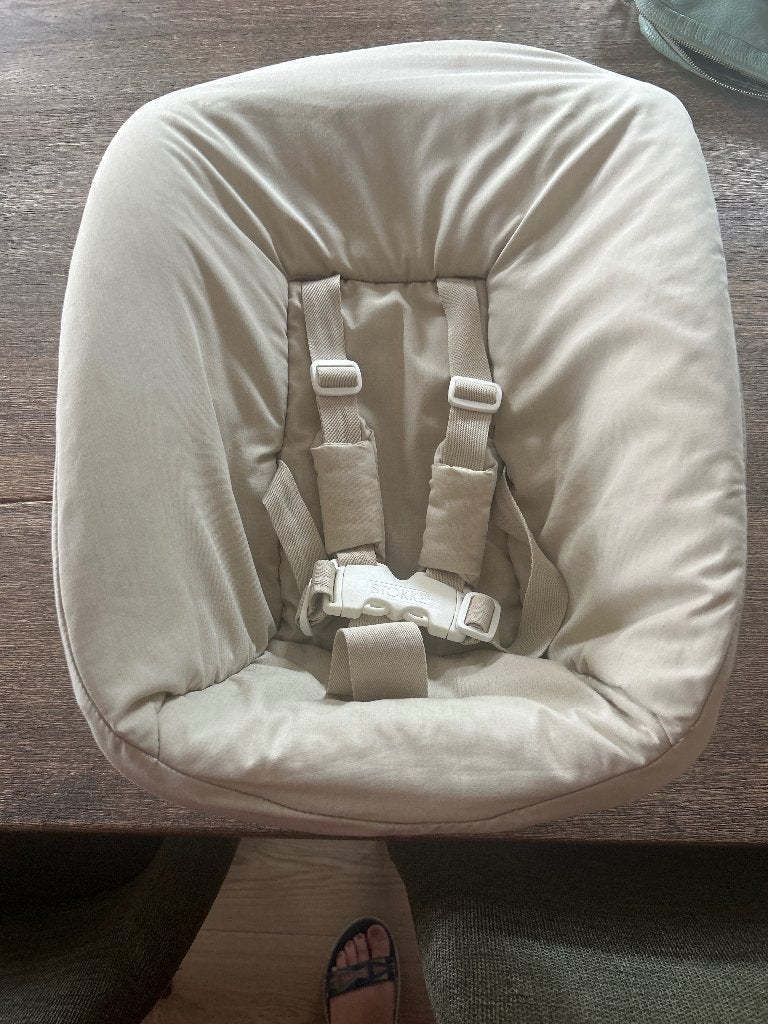 Newborn Seat stokke stoel, Kinderen en Baby's, Kinderstoelen, Zo goed als nieuw, Overige typen, Aanschuifbaar, Gordel(s), Ophalen