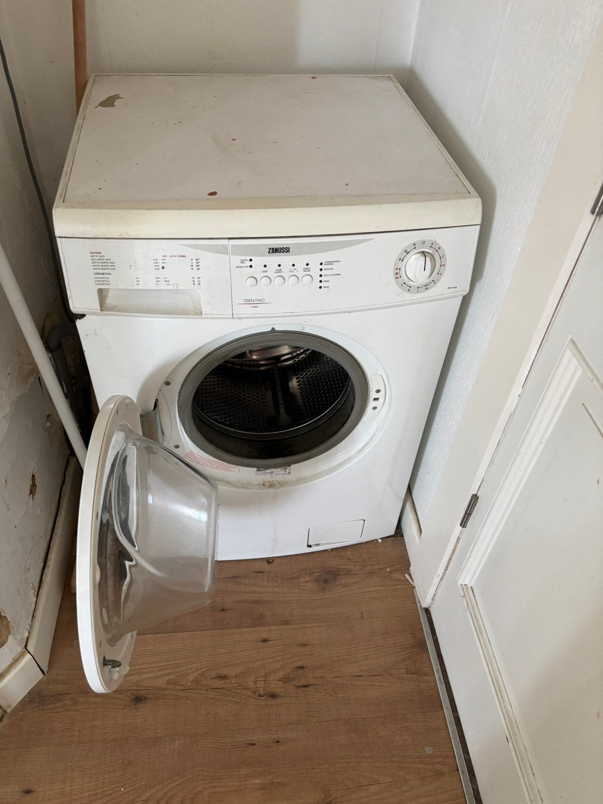 Wasmachine, Elektronische apparatuur, Wasmachines, Ophalen, Gebruikt, 4 tot 6 kg, Voorlader