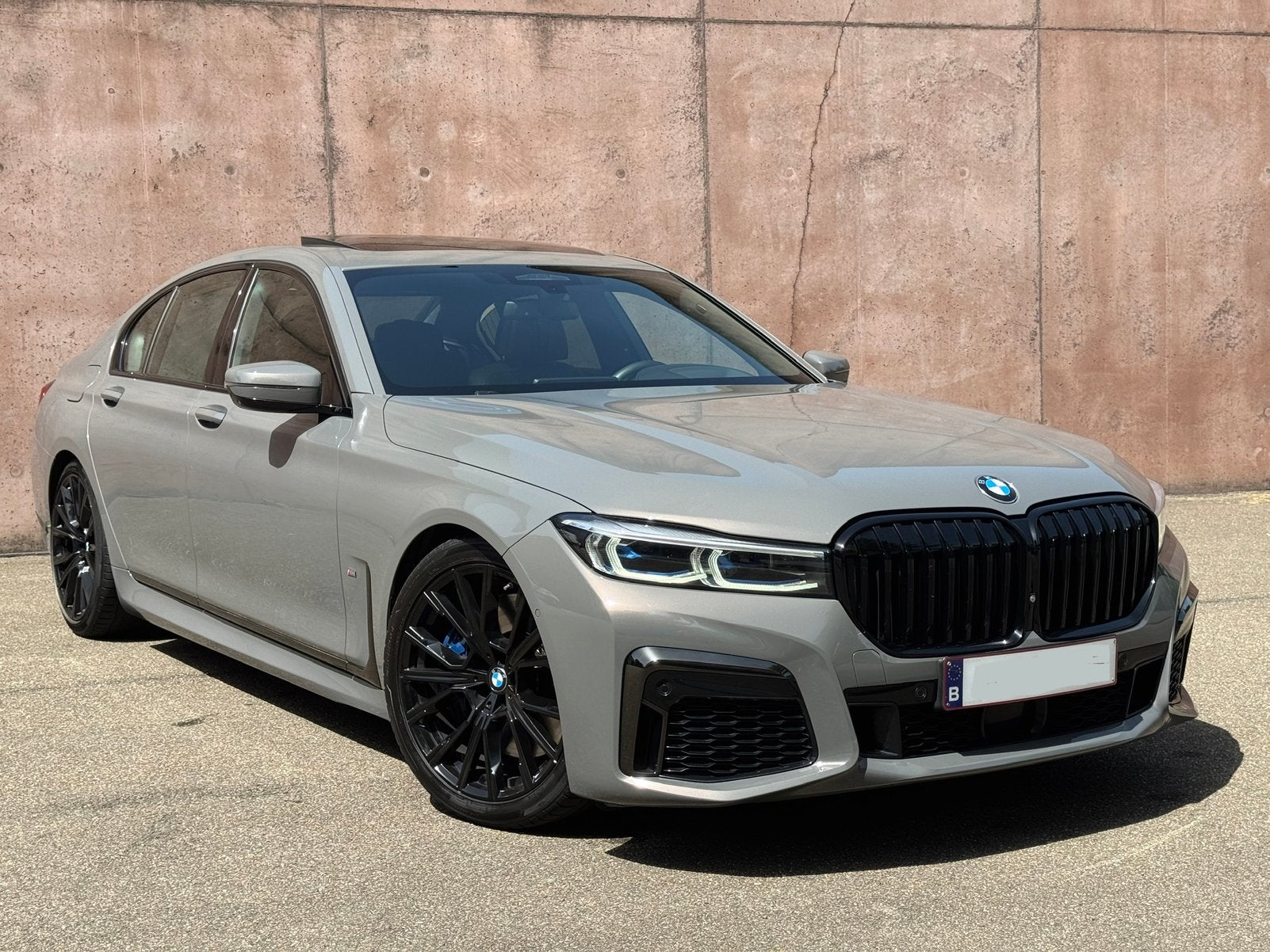 BMW 745e M Sport | Laser | Pano | 360 | HUD | Harman Kardon, Auto's, Alcantara, 7 Reeks, Dealer onderhouden, Te koop