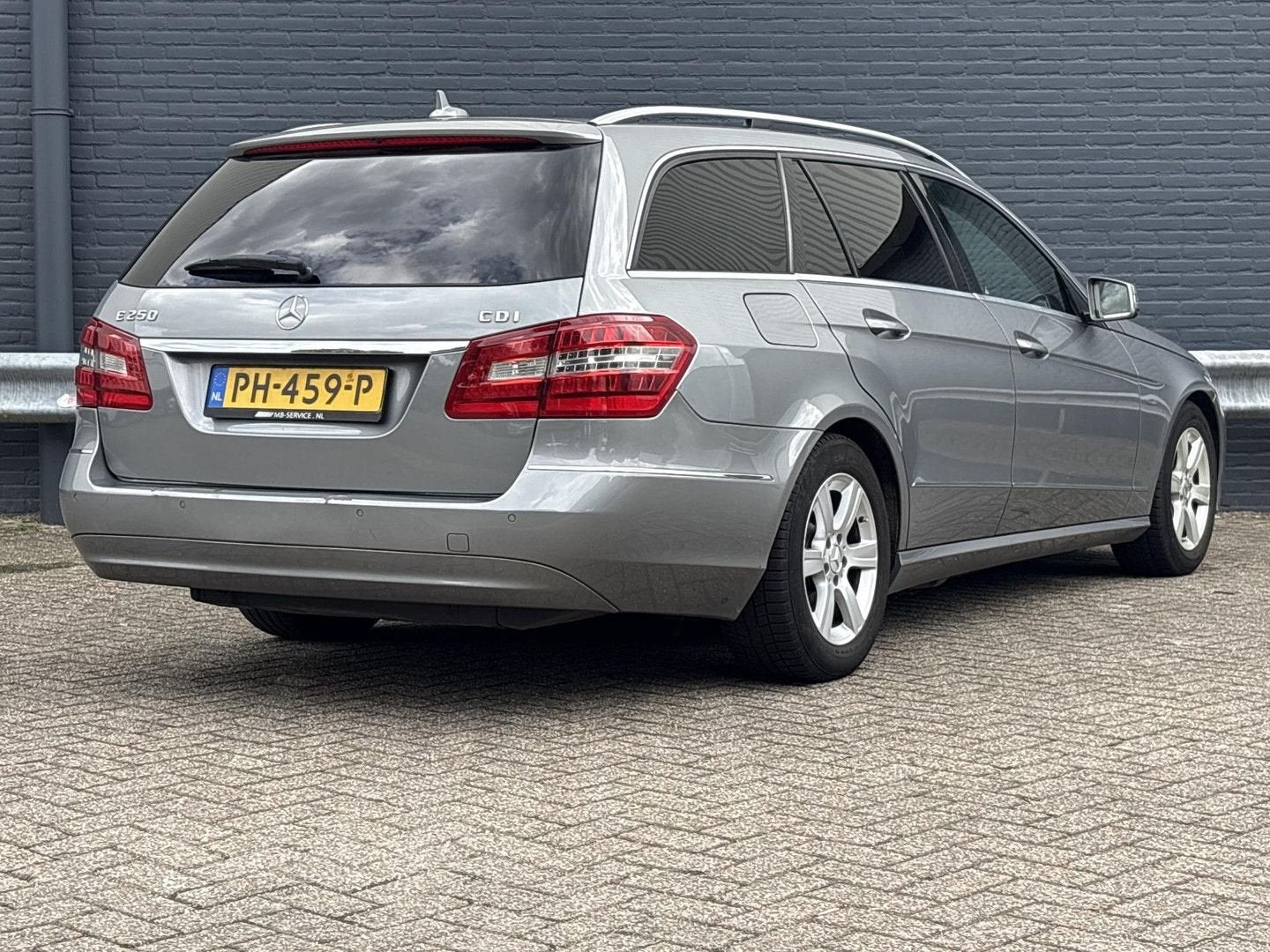 Mercedes-Benz E 250 Estate CDI | Leder | Climate | Cruise |, Autos, Mercedes-Benz, Argent ou Gris, Achat, Entreprise, Automatique