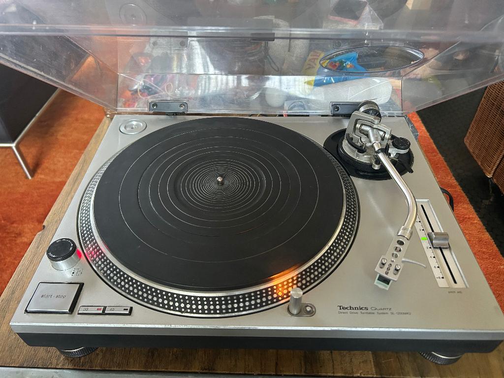 TECHNICS SL 1200 MK2, Audio, Tv en Foto, Platenspelers, Ophalen, Gebruikt, Pitch-regelaar, Platenspeler