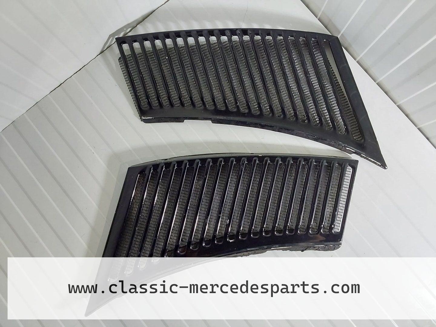 Paravaan / parafan roosters Mercedes SL-klasse R107 / SLC w1, Autos : Pièces & Accessoires, Carrosserie & Tôlerie, Utilisé, -