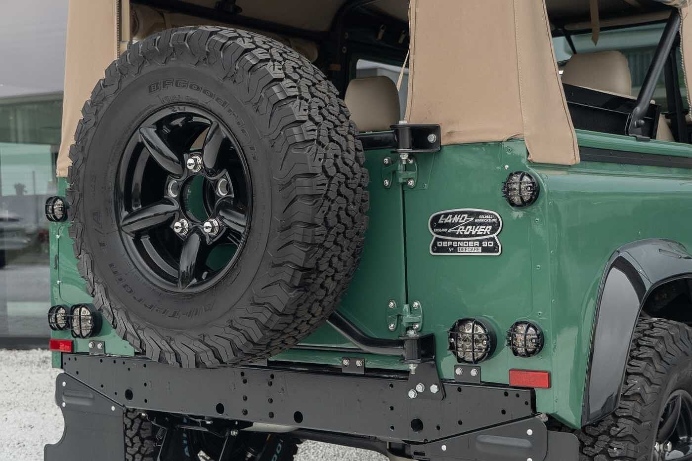 Land Rover Defender 90 200Tdi Cabrio - FULL nuts & bolt rest, foto 5