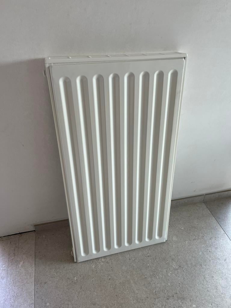 VEHA paneelradiator type 11, Doe-het-zelf en Bouw, Ophalen, 500 tot 800 watt, Radiator, Minder dan 60 cm