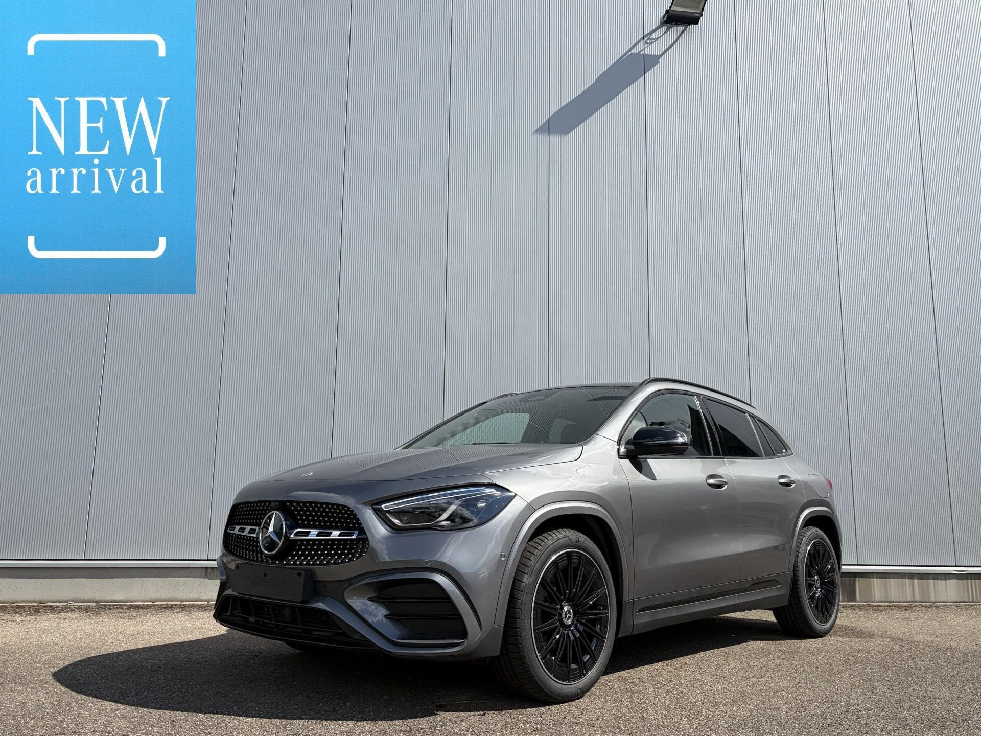 Mercedes-Benz GLA GLA 180 140 Years Edition 0551388528 Dos 9, Auto's, Stof, Zwart, 4 cilinders, 136 pk
