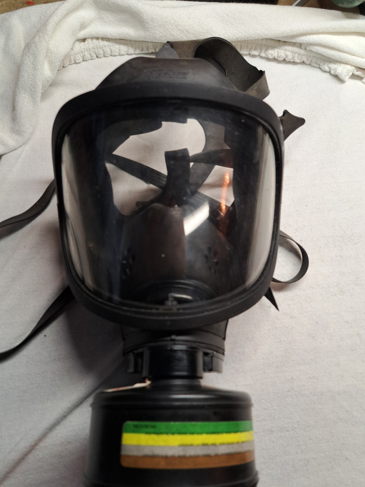 Gasmasker, Ophalen