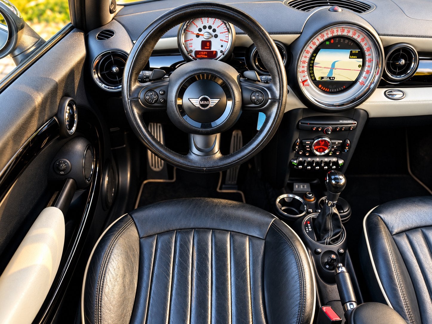 MINI COOPER S 1.6i *AUTOMATIQUE* HARMAN • PANODAK • CUIR, Cuir, Achat, 135 kW, Entreprise