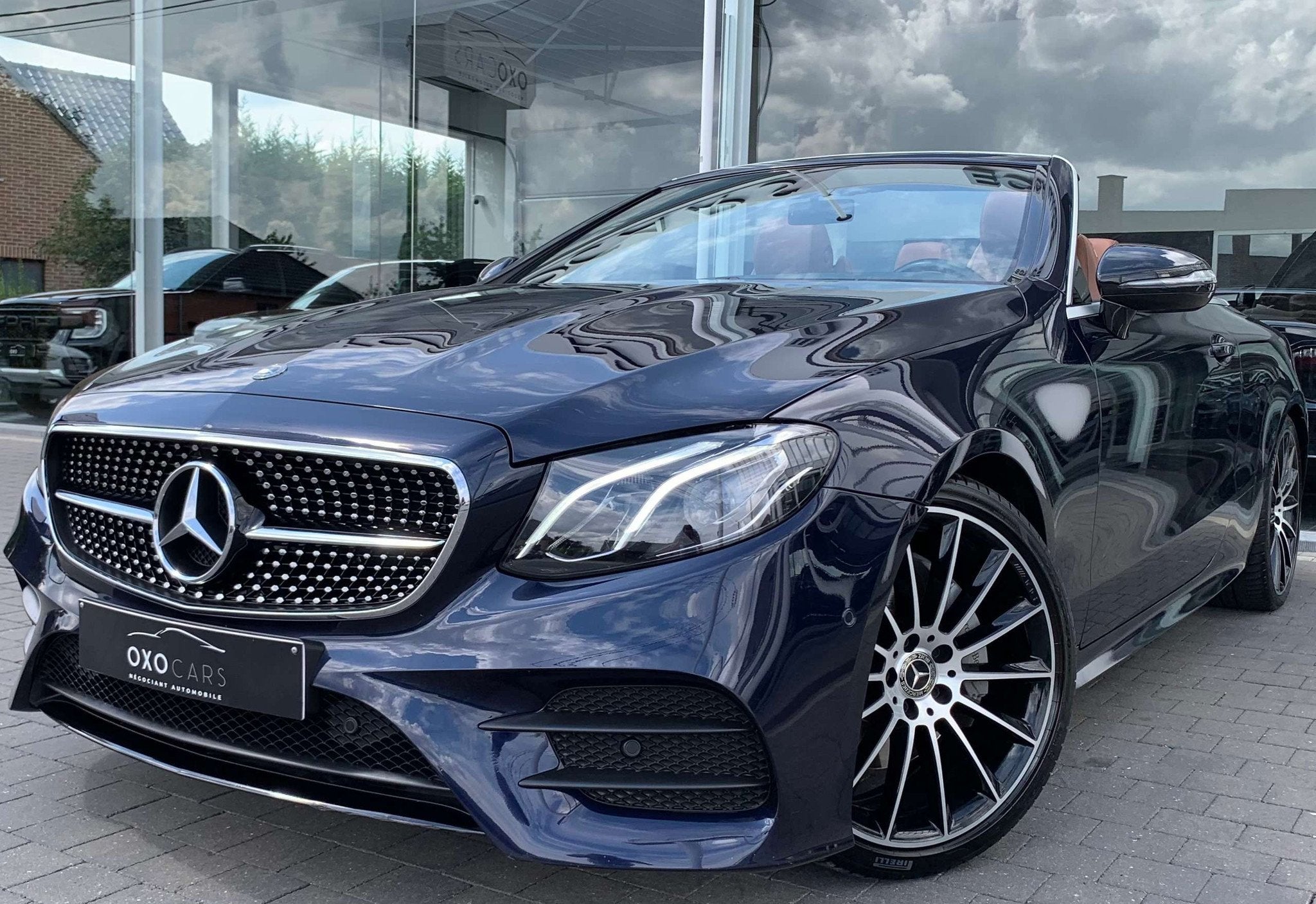 Mercedes-Benz E-Klasse 200 Cabriolet 184CV / Pack AMG / Cuir, Autos, Cuir, Achat, Entreprise, Cabriolet