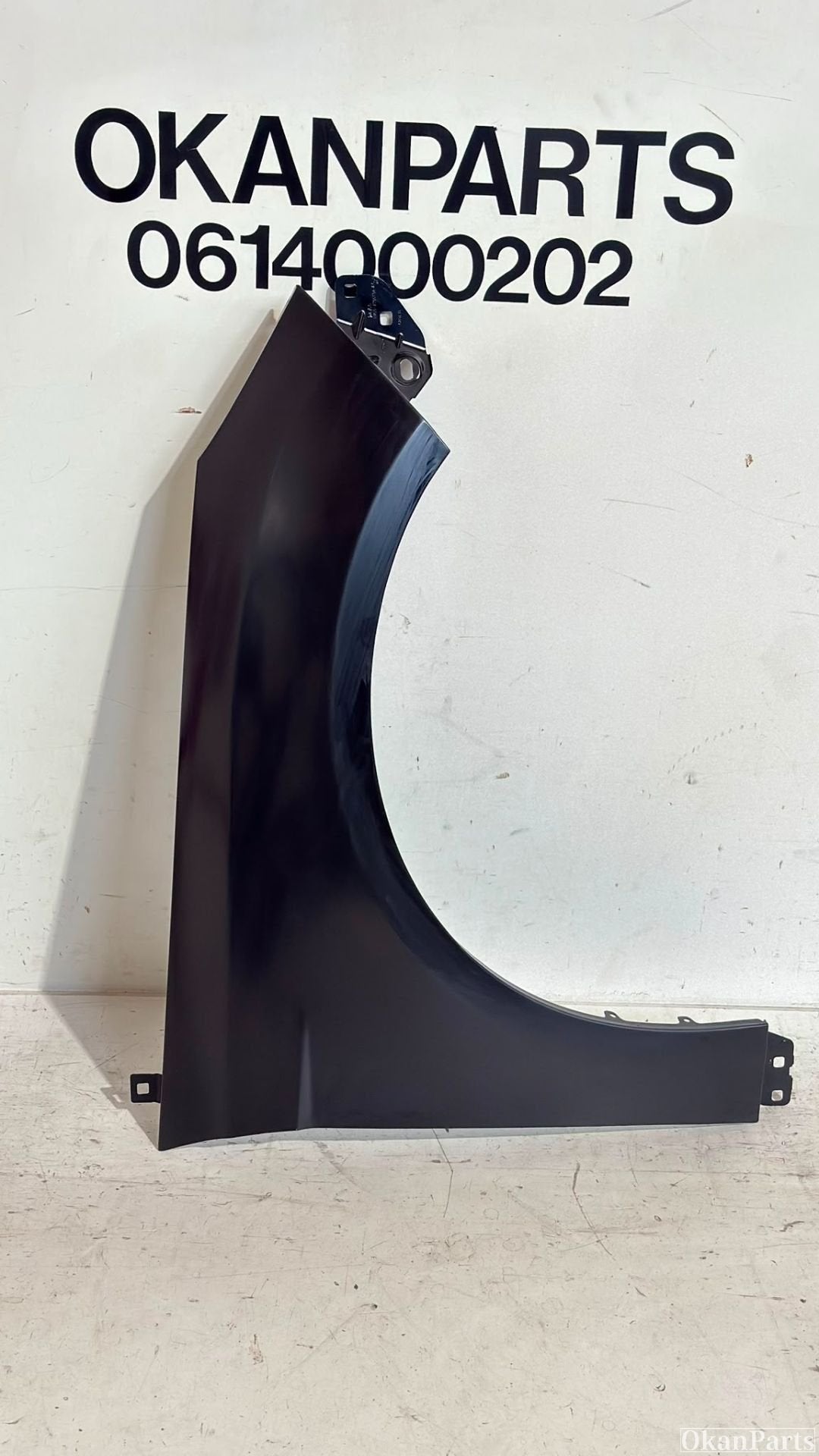 Aile avant droite Ford Focus III, r f rence 2171302, Info@ford.com, Avant, Ford Motor Company, American Road 1
48126  Dearborn