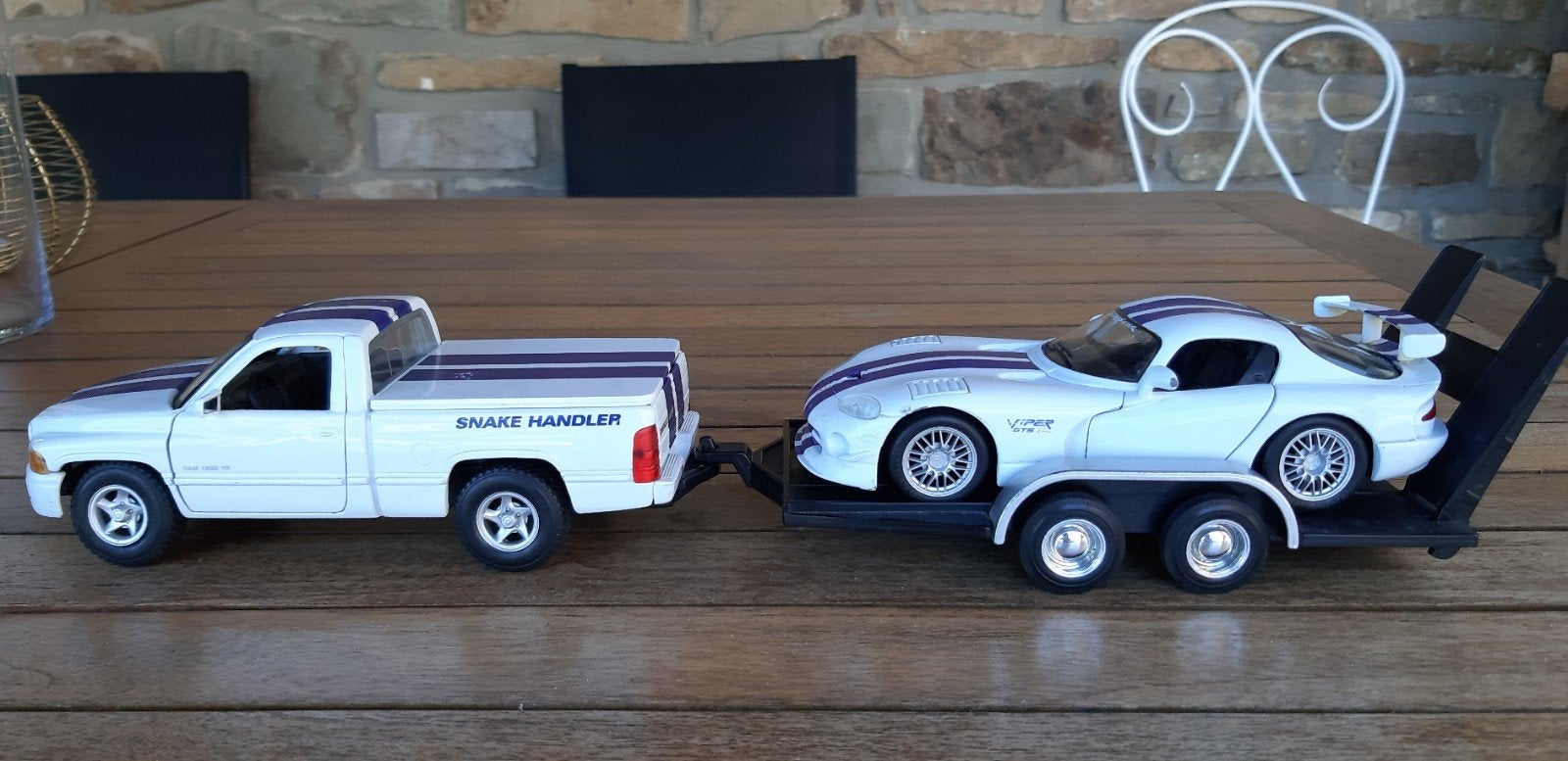 1/26 DODGE Ram met 1/24 DODGE viper GT2 op trailer. Marq, Ophalen of Verzenden, Gebruikt, Auto