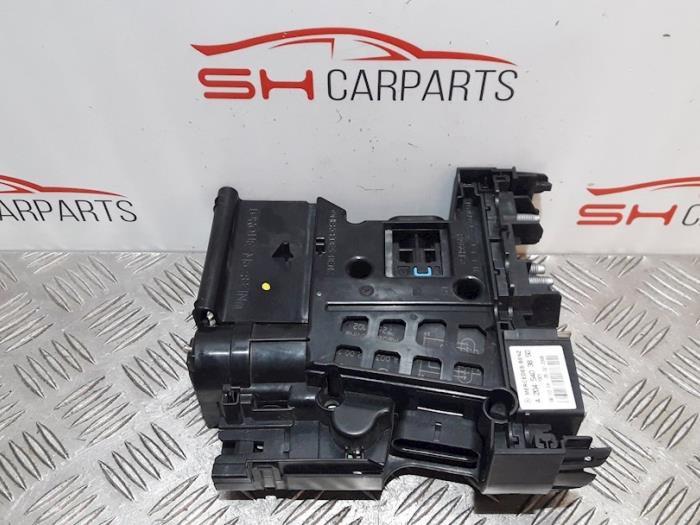 Boîte à fusibles d'un Mercedes C-Klasse, Utilisé, -, -, Enlèvement ou Envoi