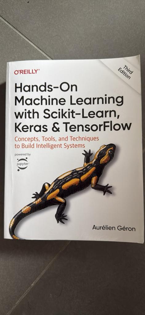 Machine learning book, Boeken, Ophalen, Zo goed als nieuw