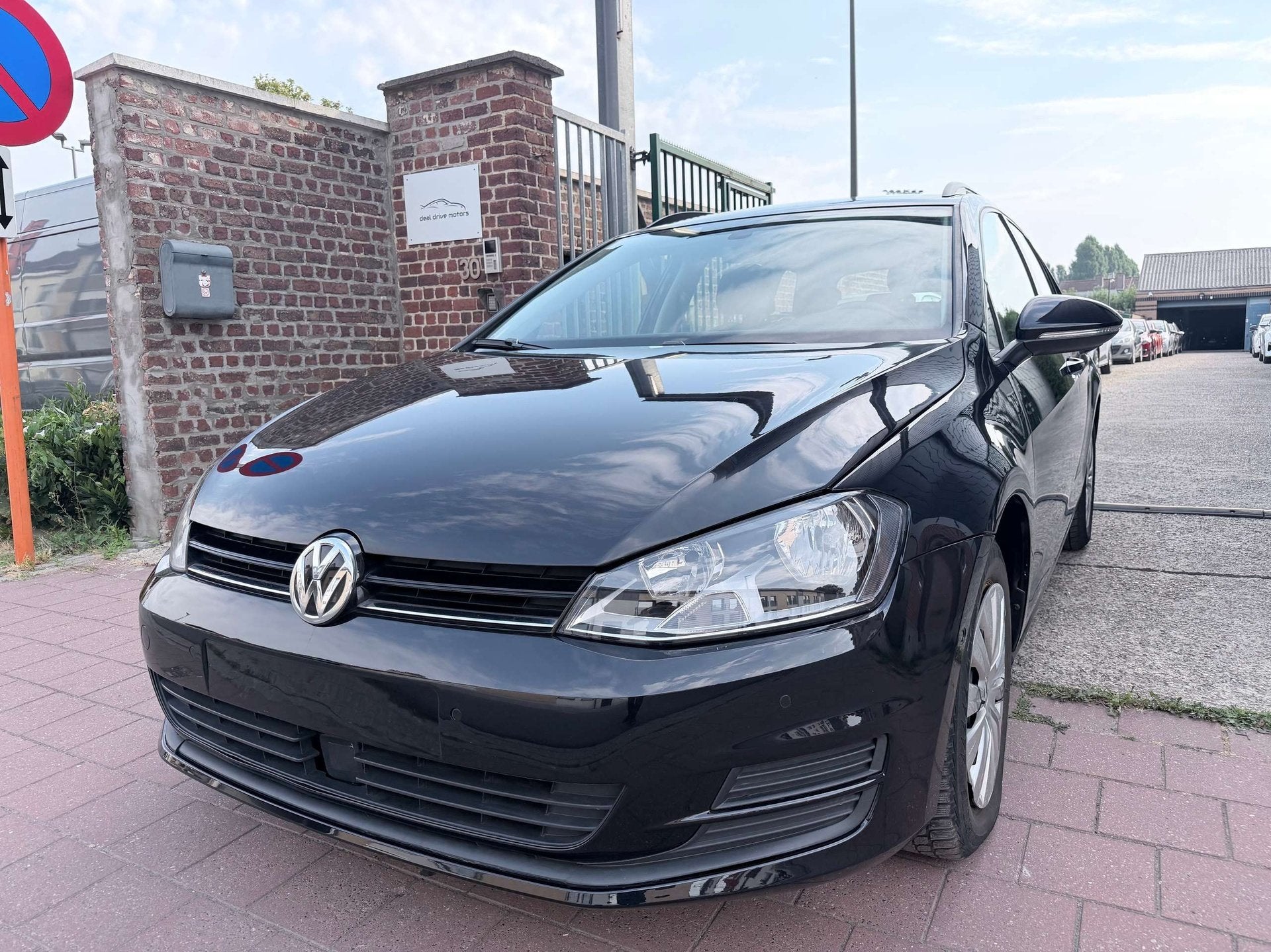 Volkswagen Golf Golf 1.6 TDI EDITION TRENDLINE | AIRCO | NAV, Dealer onderhouden, Stof, Gebruikt, 4 cilinders
