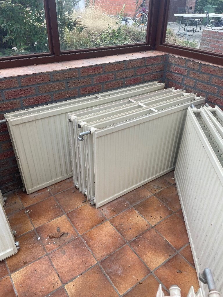 13 radiateurs pour un cabanon ou un atelier de bricolage !, Enlèvement, Utilisé, Radiateur, 30 à 80 cm