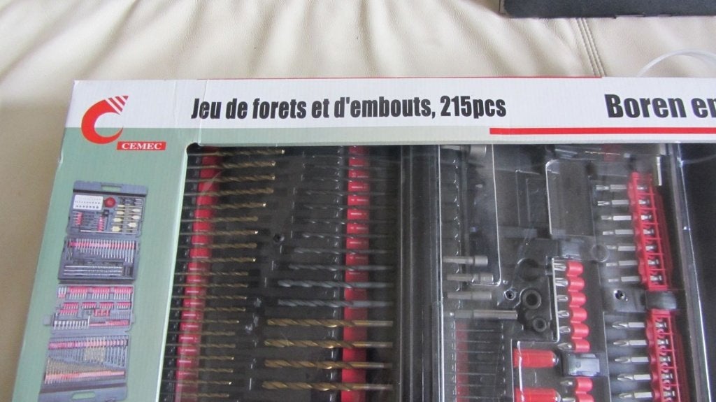 215 embouts et forets neufs, Enlèvement, Neuf