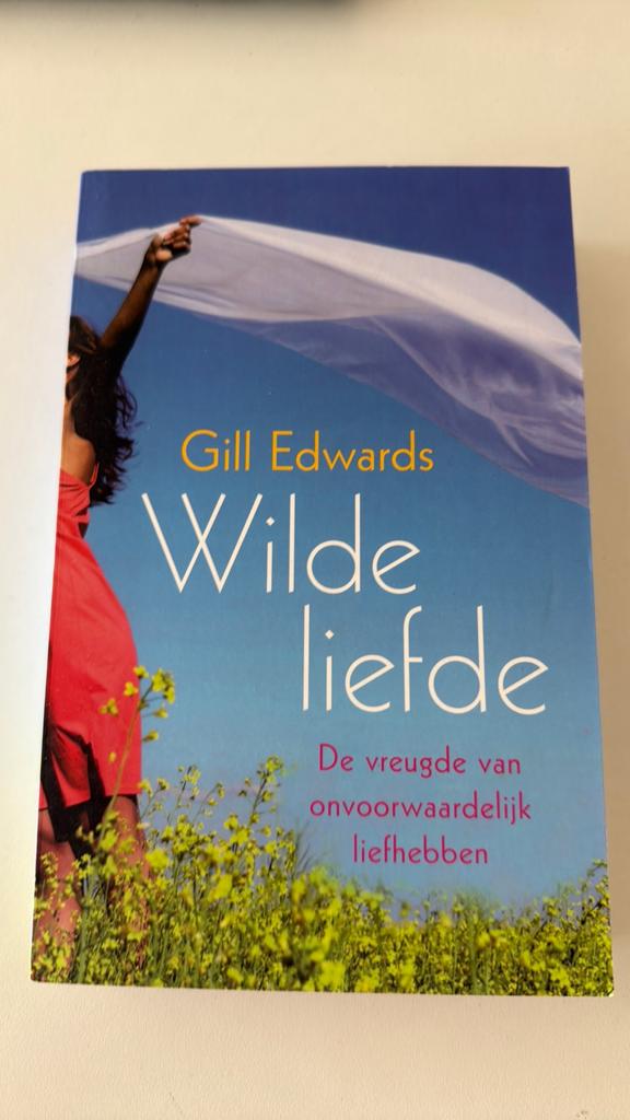 Gill Edwards - Wilde liefde, Ophalen of Verzenden, Gill Edwards