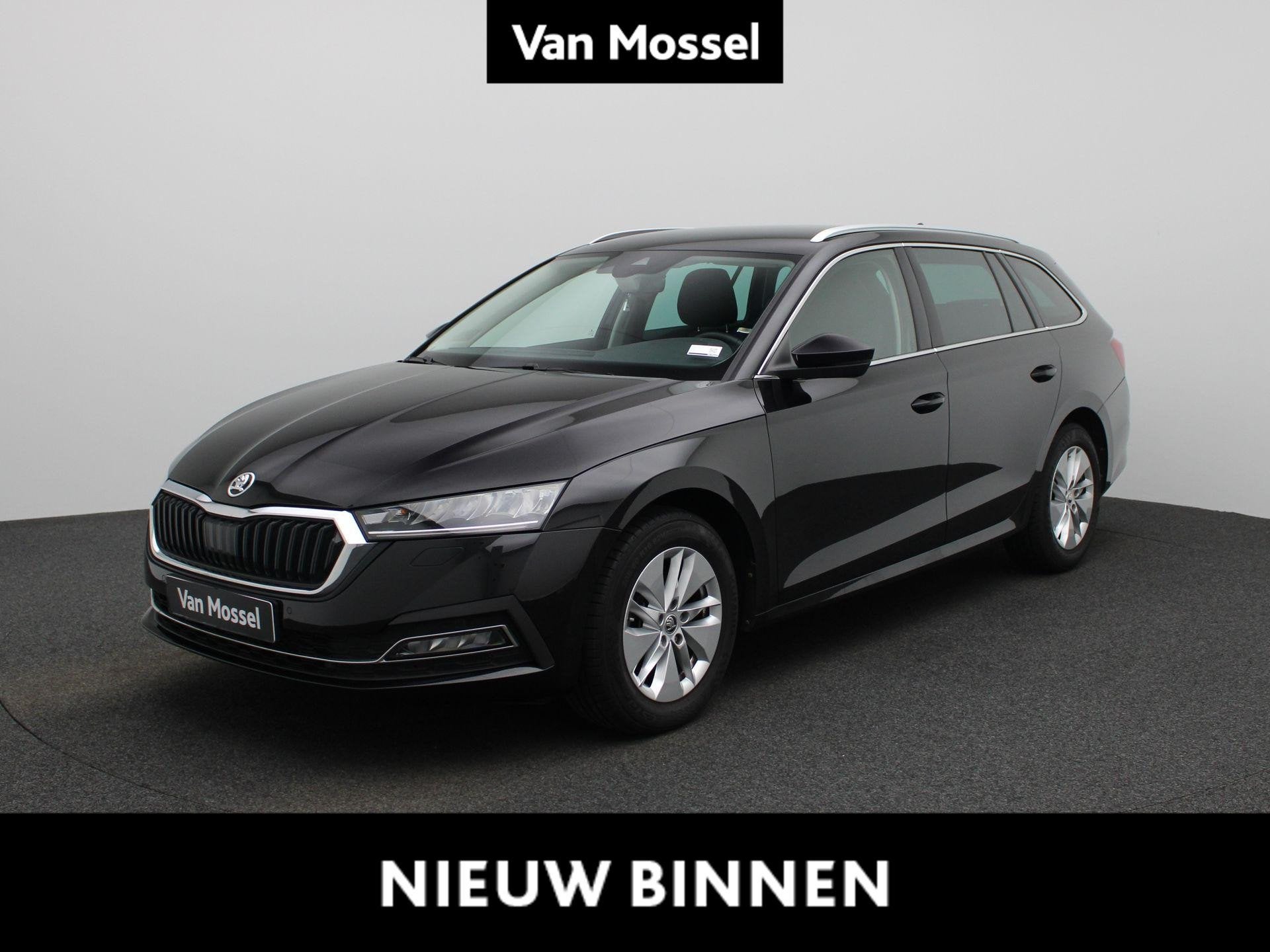 Skoda Octavia Combi 1.0 TSI 81kW Clever CAMERA | CARPLAY | Z, Auto's, Voorwielaandrijving, Stof, Gebruikt, Zwart